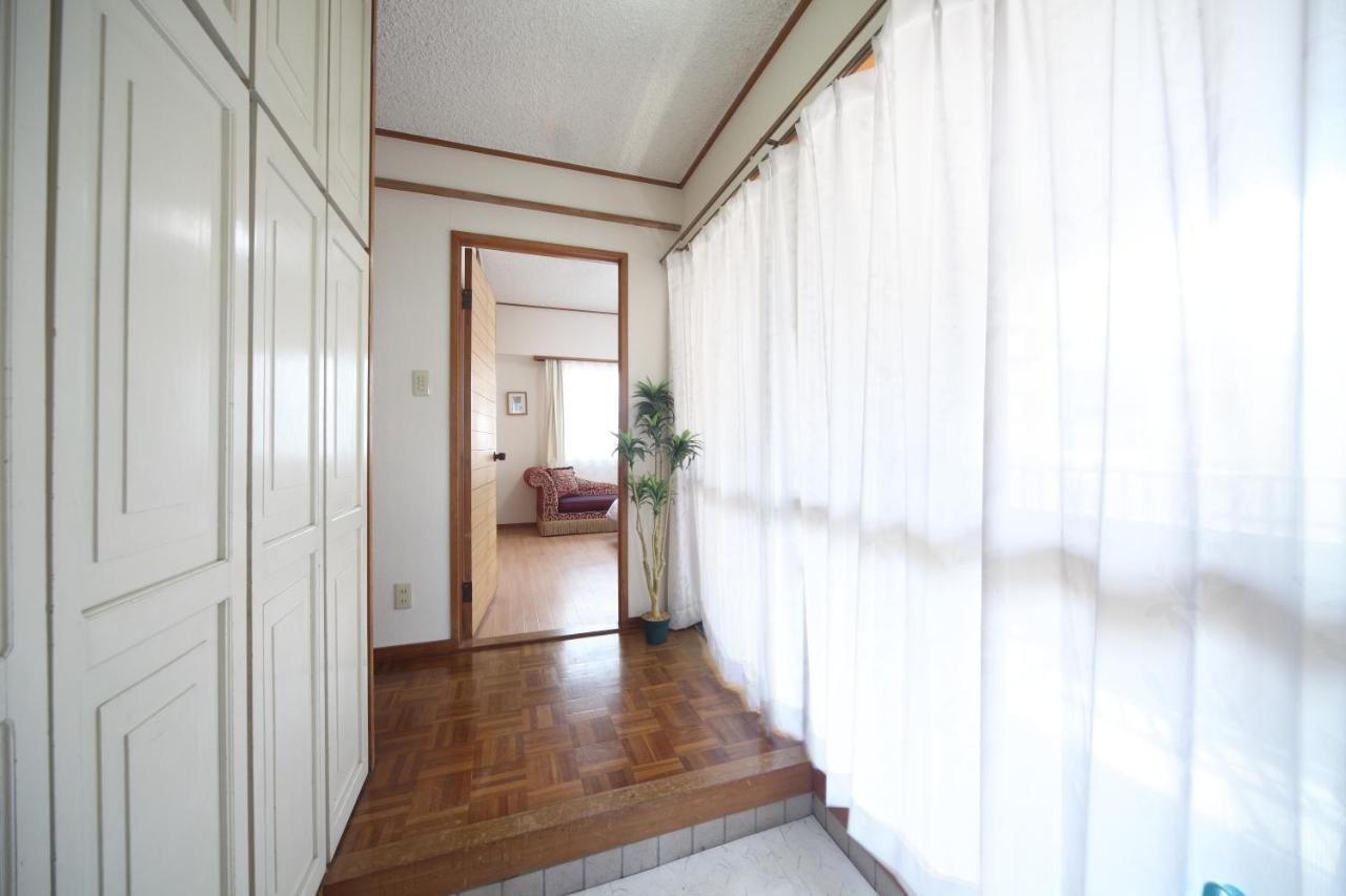 Exsaison House Kumoji * นาฮะ